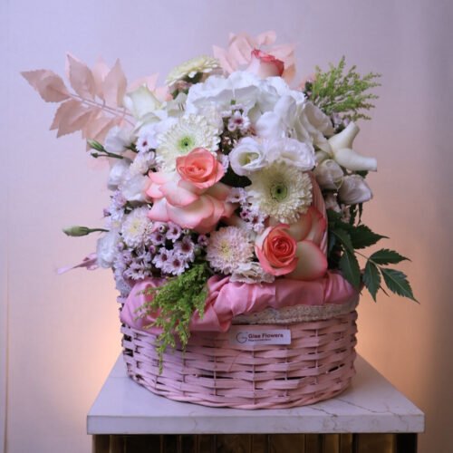 “سلة الفرح الوردي - Baby Girl Bloom Basket”